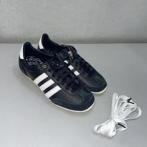 Adidas Women’s Japan Sneakers – Core Black/Cloud White – Size 6 - Picture 1 of 10